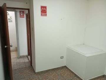 Alquiler de oficina de 75 m2 en Av. Angamos, Surquillo