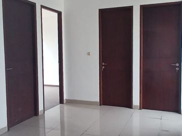 For Sale House in Townhouse Gaharu Terrace, Cilandak Jakarta Selatan