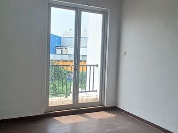 For Sale House in Townhouse Gaharu Terrace, Cilandak Jakarta Selatan