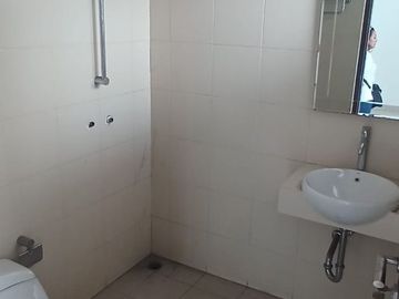 For Sale House in Townhouse Gaharu Terrace, Cilandak Jakarta Selatan