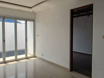 For Sale House in Townhouse Gaharu Terrace, Cilandak Jakarta Selatan