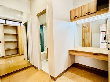 FOR SALE NEW FURNISHED MARVELOUS DESIGN 2 STOREY HOUSE W/ POOL IN GREENWOODS