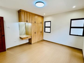 FOR SALE NEW FURNISHED MARVELOUS DESIGN 2 STOREY HOUSE W/ POOL IN GREENWOODS
