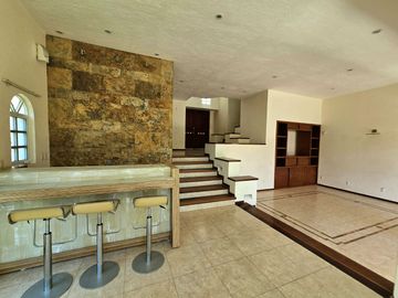 LAS CAÑADAS HERMOSA CASA EN VENTA A CAMPO DE GOLF CON ALBERCA Y LA MEJOR VISTA
