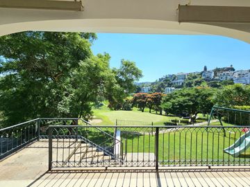 LAS CAÑADAS HERMOSA CASA EN VENTA A CAMPO DE GOLF CON ALBERCA Y LA MEJOR VISTA