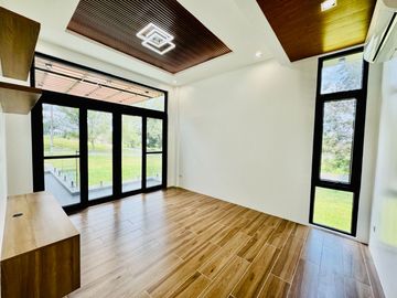 FOR SALE NEWLY MADE ELEGANT MODERN 2 STOREY HOUSE W/ POOL IN TAGAYTAY