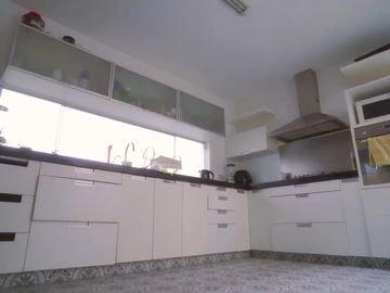 Exclusiva Y Moderna Casa En Venta, En El Sol De La Molina