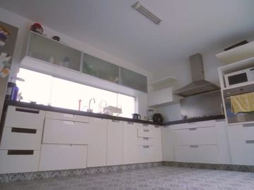 Exclusiva Y Moderna Casa En Venta, En El Sol De La Molina