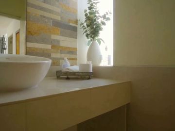 Exclusiva Y Moderna Casa En Venta, En El Sol De La Molina