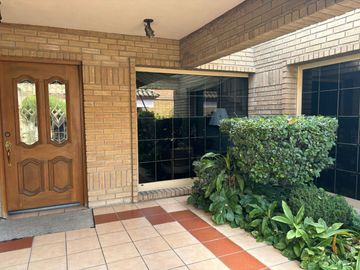CASA EN VENTA EN COLONIA REPUBLICA DE UNA PLANTA