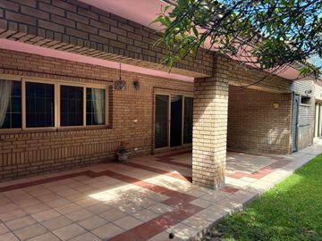 CASA EN VENTA EN COLONIA REPUBLICA DE UNA PLANTA