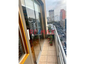 Departamento Duplex En Venta En El Corazon De Miraflores
