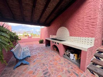 Joya de San Miguel: Casa Camino Nuevo al Caracol, Estilo Colonial con Terrazas espectaculares