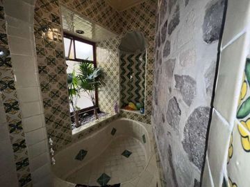 Joya de San Miguel: Casa Camino Nuevo al Caracol, Estilo Colonial con Terrazas espectaculares