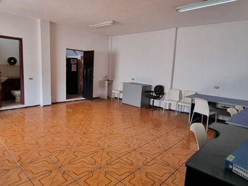 CASA COMERCIAL EN VENTA – AMBATO, VÍA PÍLLARO