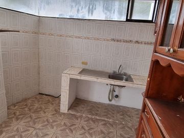 CASA COMERCIAL EN VENTA – AMBATO, VÍA PÍLLARO