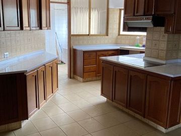 Ocasión: Vendo departamento de 229 m2 en zona exclusiva de San Isidro a excelente precio..