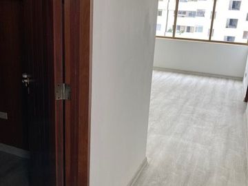 Ocasión: Vendo departamento de 229 m2 en zona exclusiva de San Isidro a excelente precio..