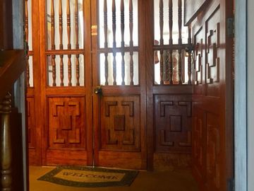 HOSTAL EN VENTA - PLAZA DE ARMAS DE AREQUIPA