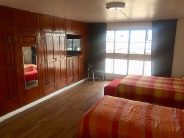 HOSTAL EN VENTA - PLAZA DE ARMAS DE AREQUIPA