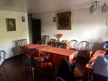 HOSTAL EN VENTA - PLAZA DE ARMAS DE AREQUIPA