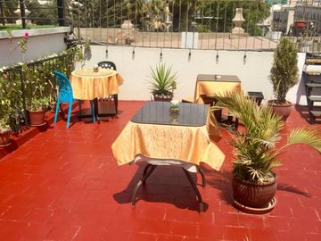 HOSTAL EN VENTA - PLAZA DE ARMAS DE AREQUIPA