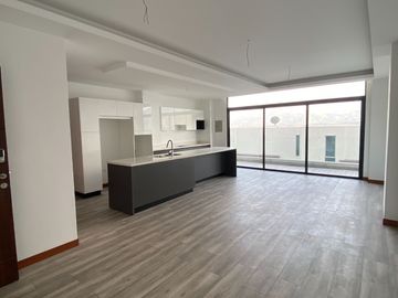 Departamento de venta en Cumbaya, edificio inteligente. 3 dormitorios estudio/estar