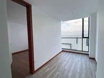Departamento de venta en Cumbaya, edificio inteligente. 3 dormitorios estudio/estar