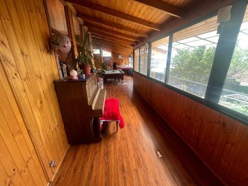 Casa Ampliada en Terreno de 735 m² en Lomas de lo Aguirre, Pudahuel.