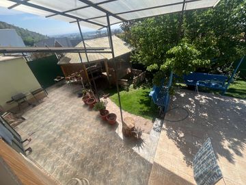Casa Ampliada en Terreno de 735 m² en Lomas de lo Aguirre, Pudahuel.