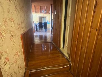 Casa Ampliada en Terreno de 735 m² en Lomas de lo Aguirre, Pudahuel.