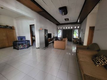 Dijual Rumah Jemursari Selatan, Surabaya Strategis; Siap Huni