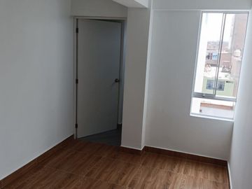 excelente ubicación departamento de 2 habitaciones san Hilarión SJL