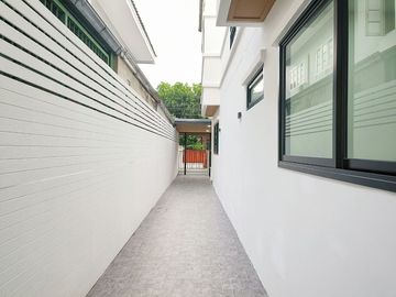 Townhouse for sale, First Home Village, end unit, newly renovated