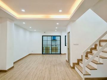 Townhouse for sale, First Home Village, end unit, newly renovated