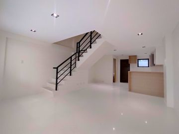 Newly Built 3Storey Triplex House & Lot for Sale in Pilar Village Las Piñas City