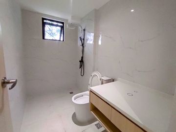 Newly Built 3Storey Triplex House & Lot for Sale in Pilar Village Las Piñas City