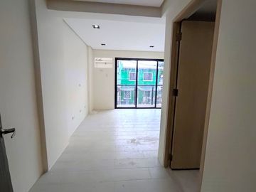 Newly Built 3Storey Triplex House & Lot for Sale in Pilar Village Las Piñas City