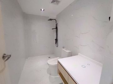 Newly Built 3Storey Triplex House & Lot for Sale in Pilar Village Las Piñas City