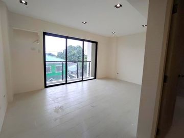 Newly Built 3Storey Triplex House & Lot for Sale in Pilar Village Las Piñas City