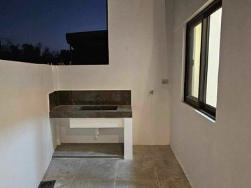 5-Bedroom Modern House For Sale in Taytay Rizal