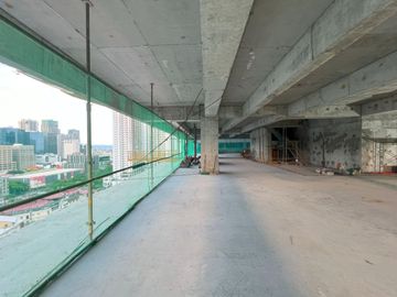 1100 SQM Bare Shell Office Space in Taguig for Lease