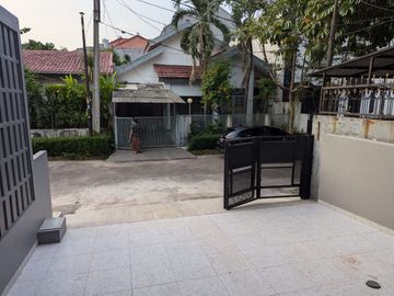 Rumah Baru Minimalis Modern Mewah Murah di Bintaro Jaya Sektor 9