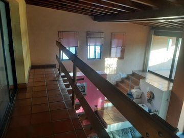 CASA HABITACION AMUEBLADA EN VENTA EN CADEREYTA JIMENEZ, NUEVO LEON, ZONA COL. NUEVA MADERO, CONSTRUCCION Y DISEÑO ARQUITECTONICO, ESTILO RUSTICO