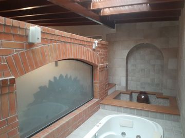 CASA HABITACION AMUEBLADA EN VENTA EN CADEREYTA JIMENEZ, NUEVO LEON, ZONA COL. NUEVA MADERO, CONSTRUCCION Y DISEÑO ARQUITECTONICO, ESTILO RUSTICO