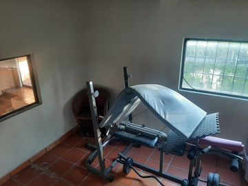 CASA HABITACION AMUEBLADA EN VENTA EN CADEREYTA JIMENEZ, NUEVO LEON, ZONA COL. NUEVA MADERO, CONSTRUCCION Y DISEÑO ARQUITECTONICO, ESTILO RUSTICO