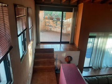 CASA HABITACION AMUEBLADA EN VENTA EN CADEREYTA JIMENEZ, NUEVO LEON, ZONA COL. NUEVA MADERO, CONSTRUCCION Y DISEÑO ARQUITECTONICO, ESTILO RUSTICO