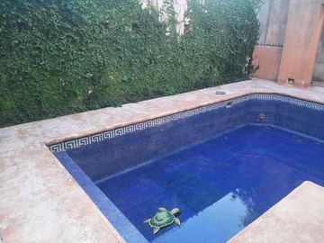 CASA HABITACION AMUEBLADA EN VENTA EN CADEREYTA JIMENEZ, NUEVO LEON, ZONA COL. NUEVA MADERO, CONSTRUCCION Y DISEÑO ARQUITECTONICO, ESTILO RUSTICO