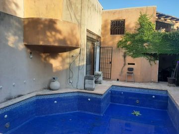 CASA HABITACION AMUEBLADA EN VENTA EN CADEREYTA JIMENEZ, NUEVO LEON, ZONA COL. NUEVA MADERO, CONSTRUCCION Y DISEÑO ARQUITECTONICO, ESTILO RUSTICO