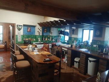 CASA HABITACION AMUEBLADA EN VENTA EN CADEREYTA JIMENEZ, NUEVO LEON, ZONA COL. NUEVA MADERO, CONSTRUCCION Y DISEÑO ARQUITECTONICO, ESTILO RUSTICO